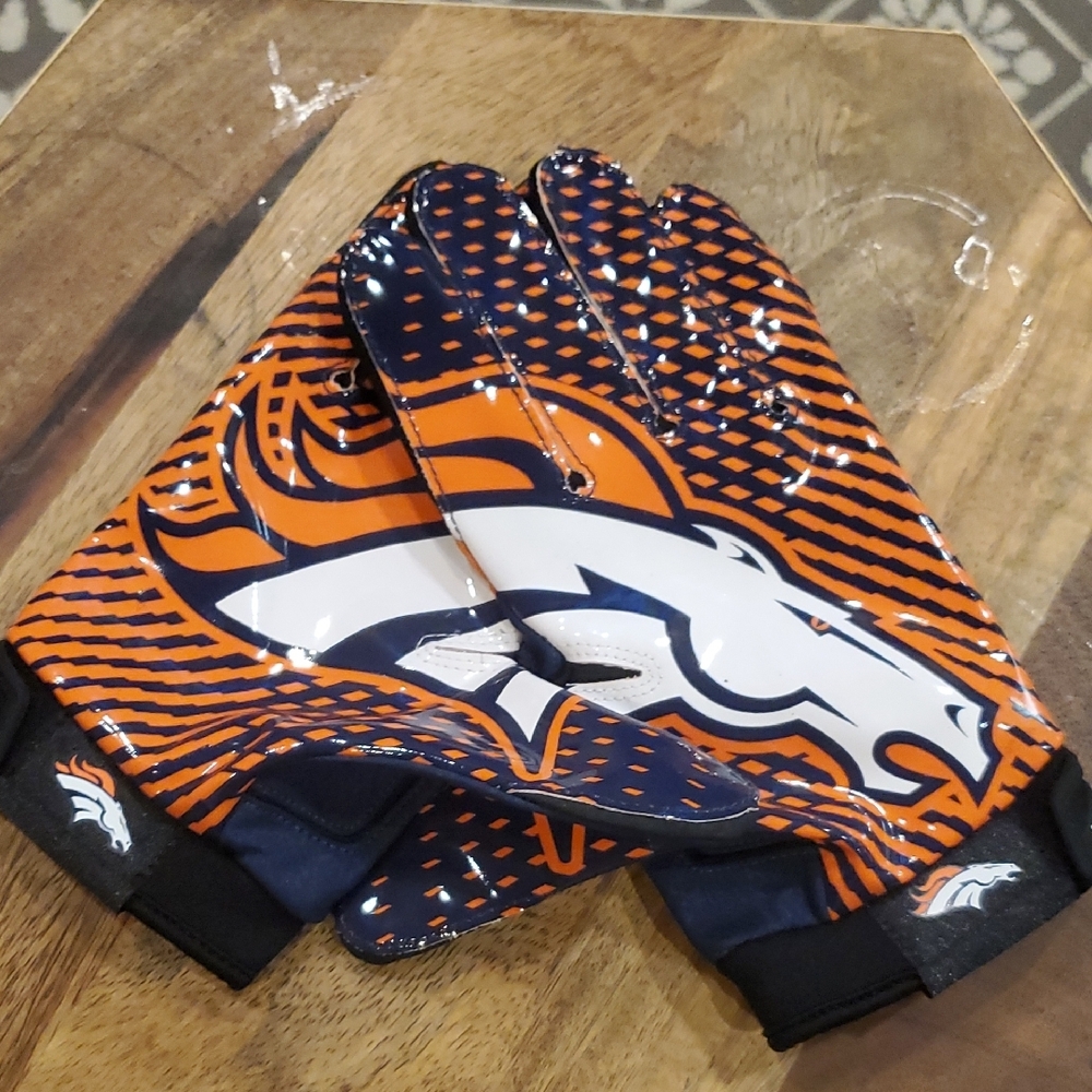 Nike VAPOR JET Gloves